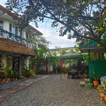 Monte Rio Gardens Bed & Breakfast 알라미노스 외부 사진