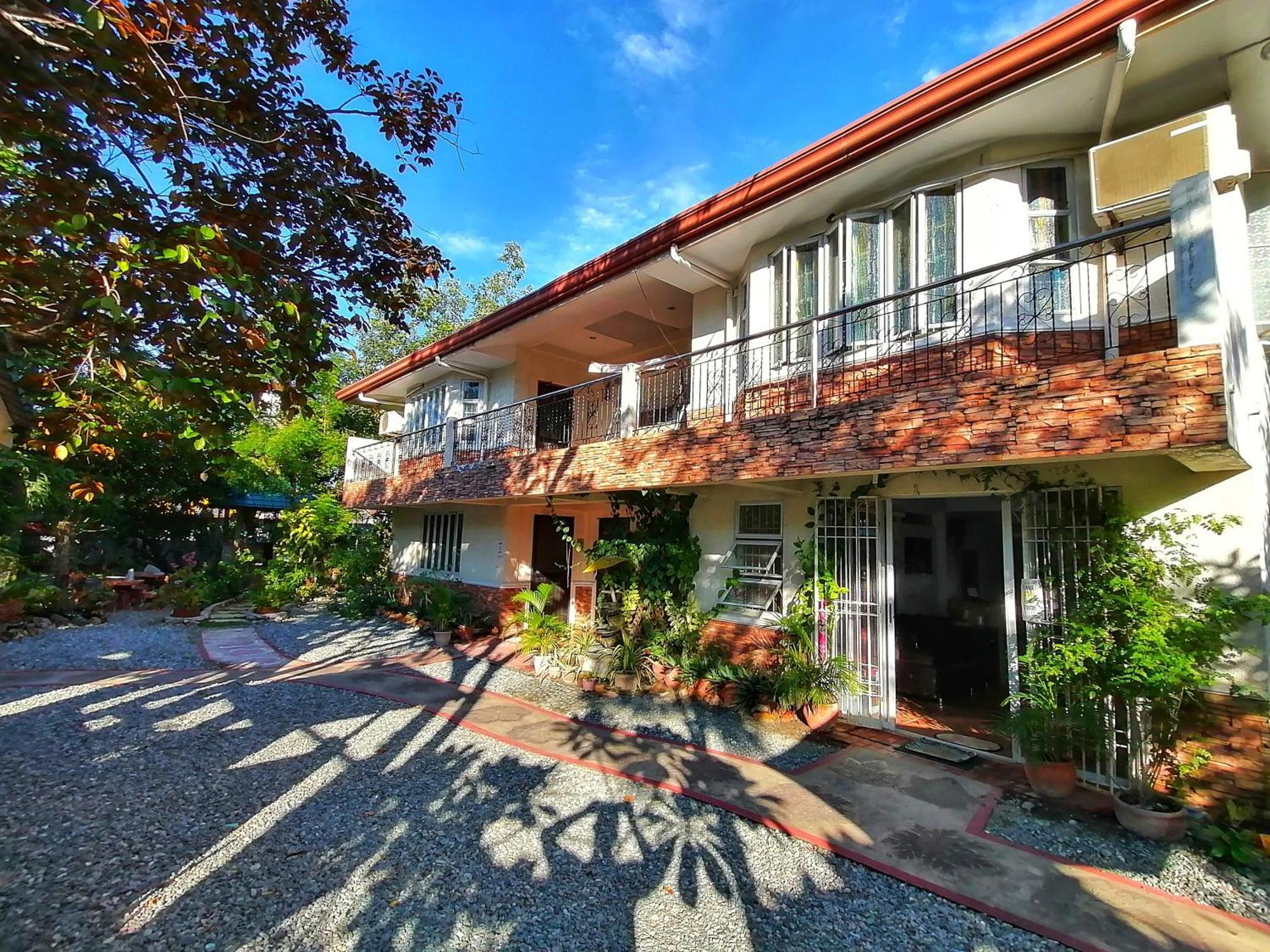 Monte Rio Gardens Bed & Breakfast 알라미노스 외부 사진