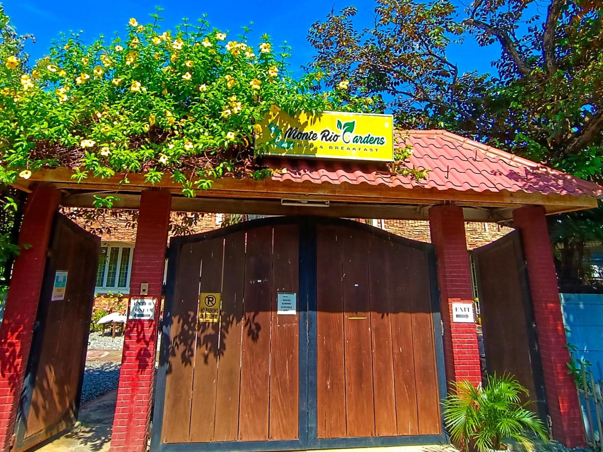Monte Rio Gardens Bed & Breakfast 알라미노스 외부 사진